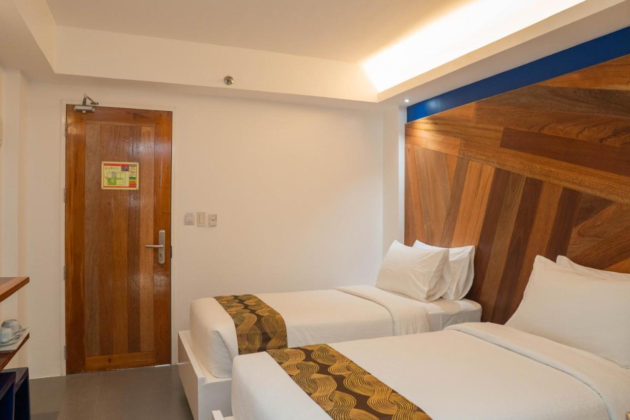 The Paragon Boracay Suites Manoc-Manoc Extérieur photo