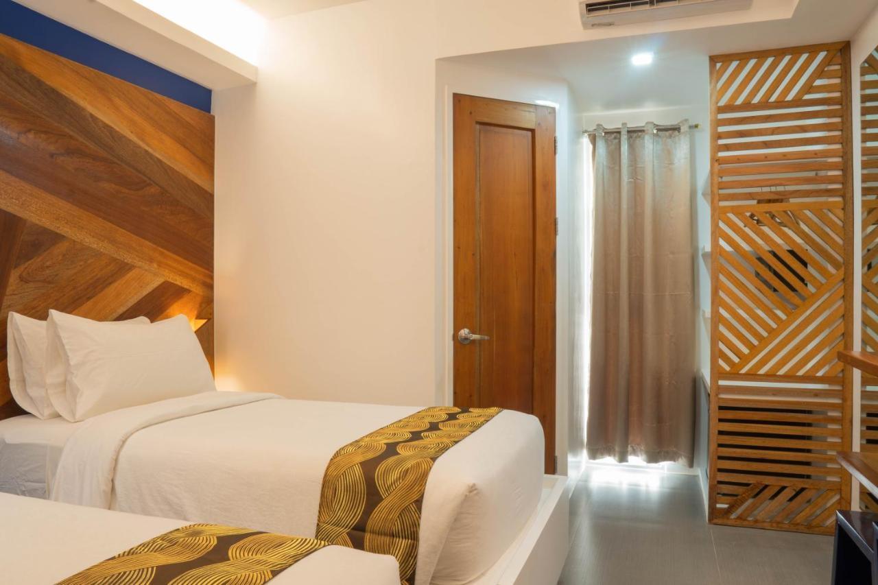 The Paragon Boracay Suites Manoc-Manoc Extérieur photo