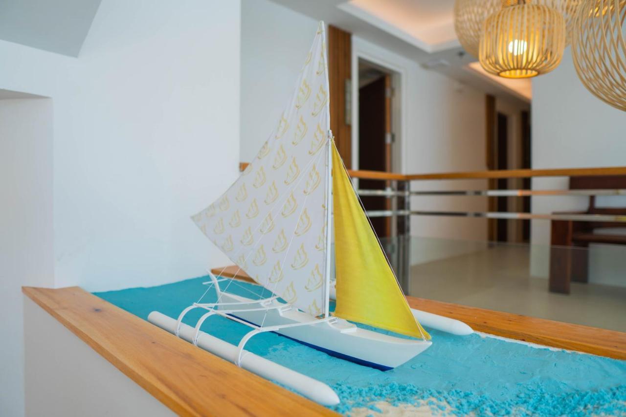 The Paragon Boracay Suites Manoc-Manoc Extérieur photo