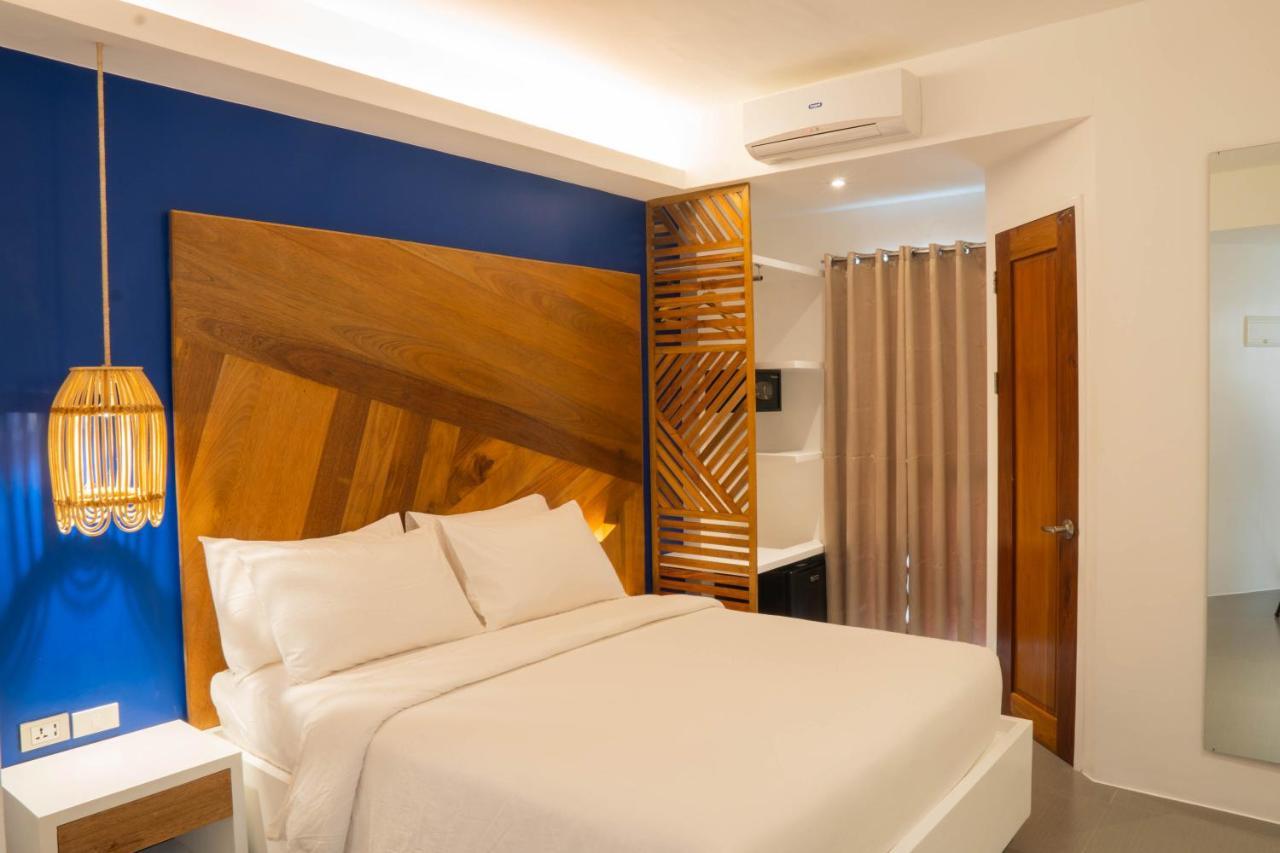 The Paragon Boracay Suites Manoc-Manoc Extérieur photo